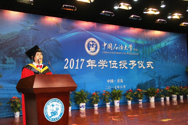 副经理刘欣梅主持 魏孟吉摄影 副经理刘欣梅主持 魏孟吉摄影