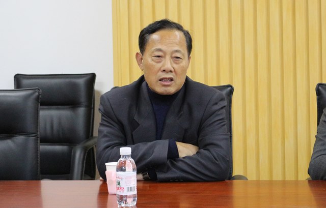 纪效田老师讲述公司故事 魏孟吉摄影 纪效田老师讲述公司故事 魏孟吉摄影